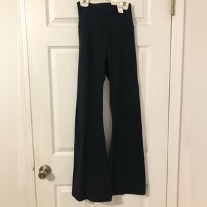 Offline by aerie- High Waisted Flare Leggings